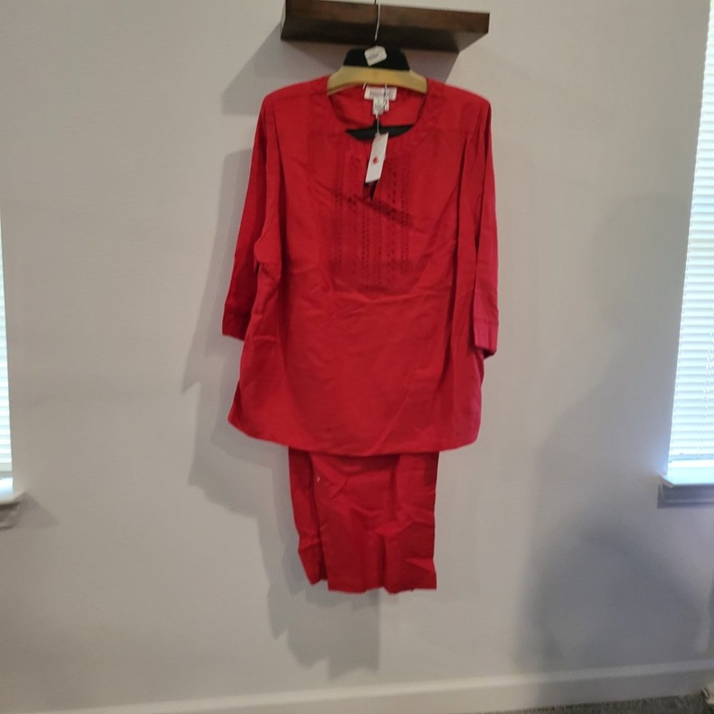 Plus size  NEW Red 2-pc linen blend pantsuit size 3-x